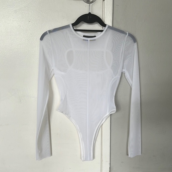 NEW Dreamhouse index small mesh window white bodysuit - Picture 1 of 4
